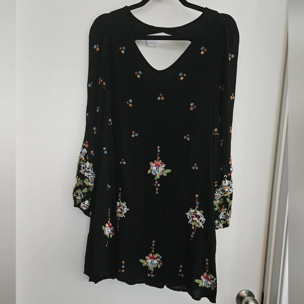 Free People XS Boho Black Oxford W/Embroidered Floral Swing Mini Dress